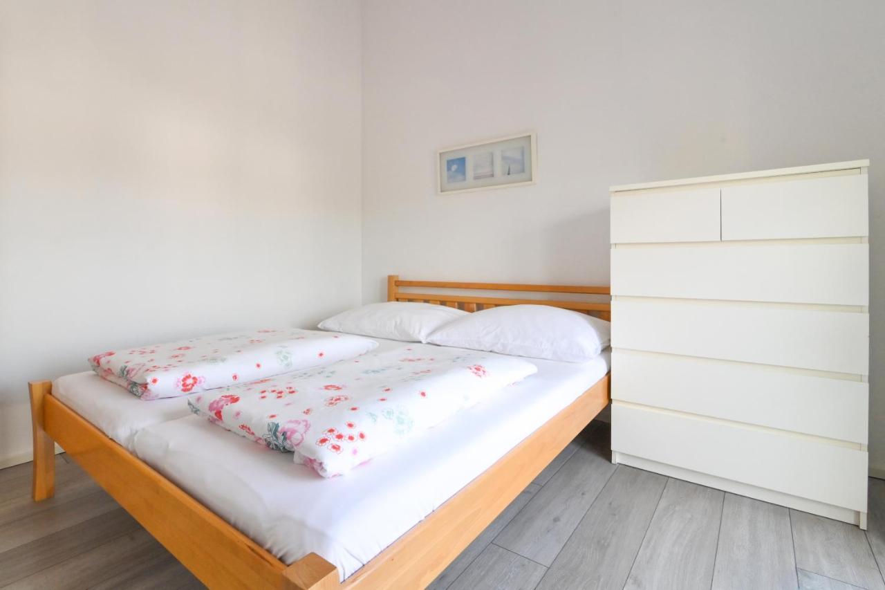 Apartments Basic Sveti Anton 88 Малинска Екстериор снимка